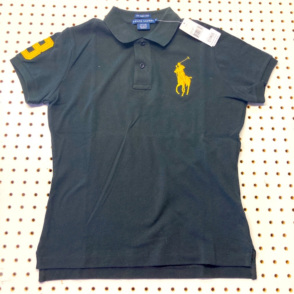 NWT Ralph Lauren Polo black w/ gold logo. Size Medium ‘The Skinny Polo’